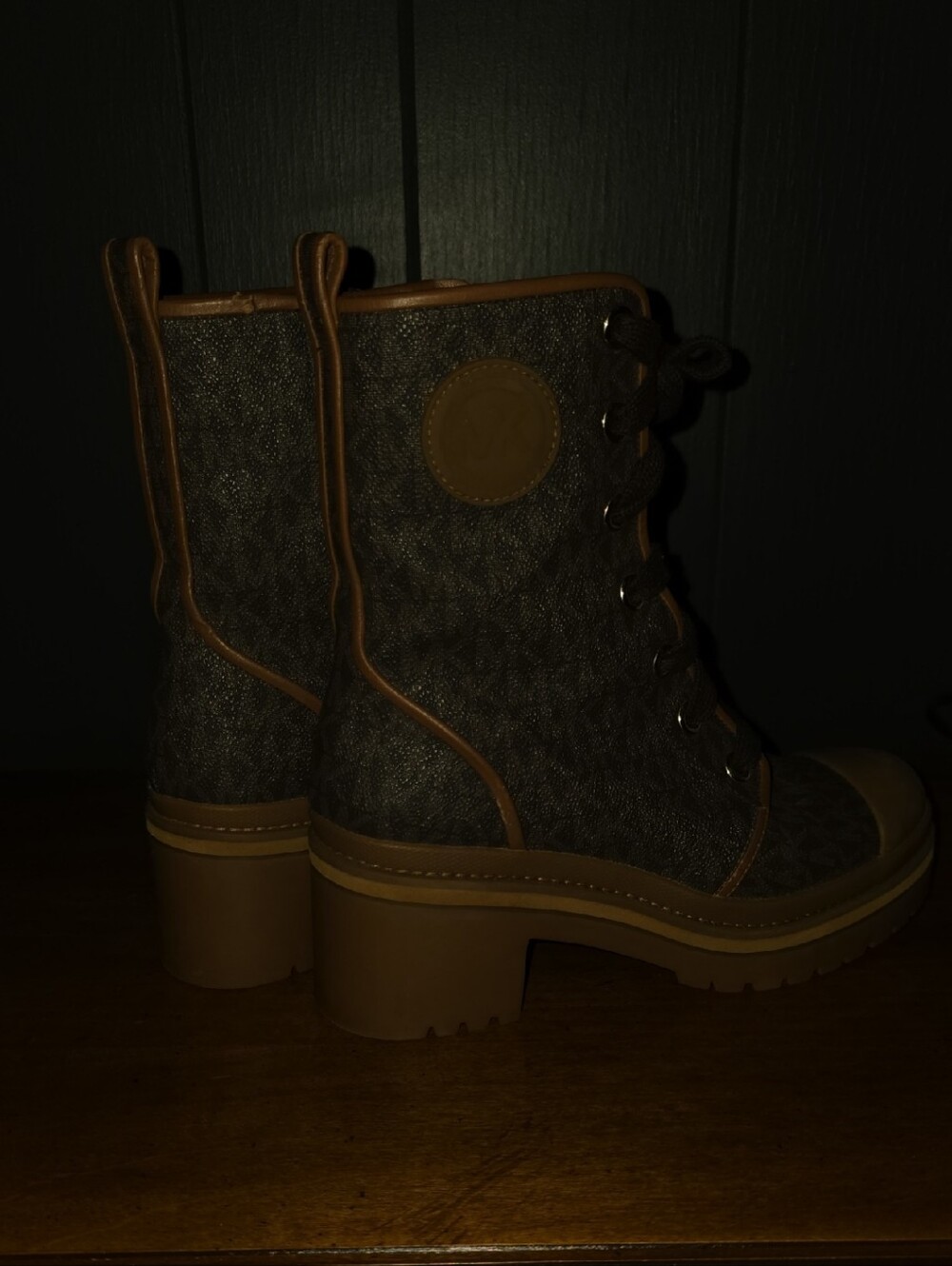 Michael Kors Brown Lace-Up Platform Boots Size 6 - Picture 13 of 16